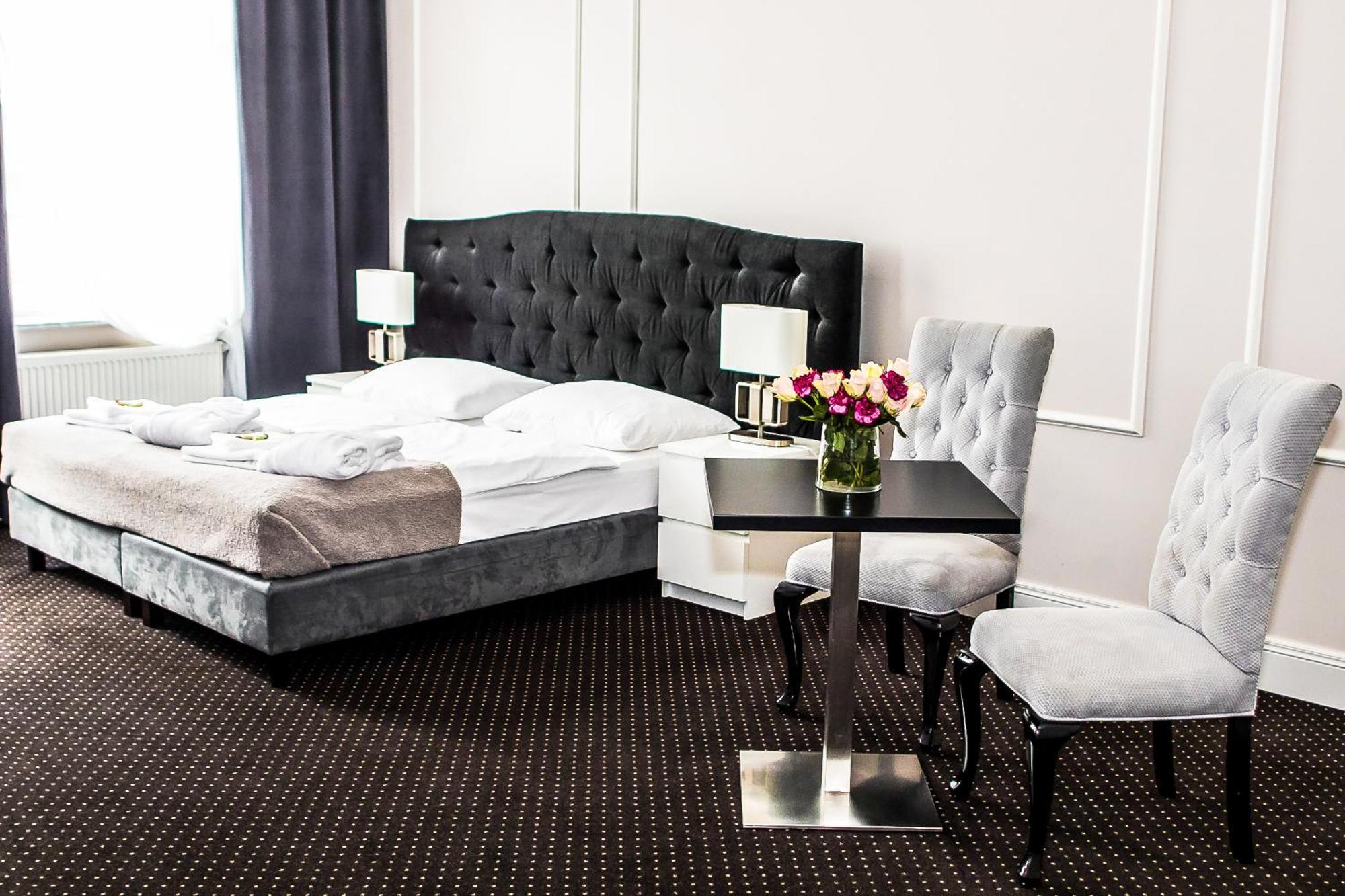 Aparthotel Platinum Apartamenty Inowrocław Buitenkant foto