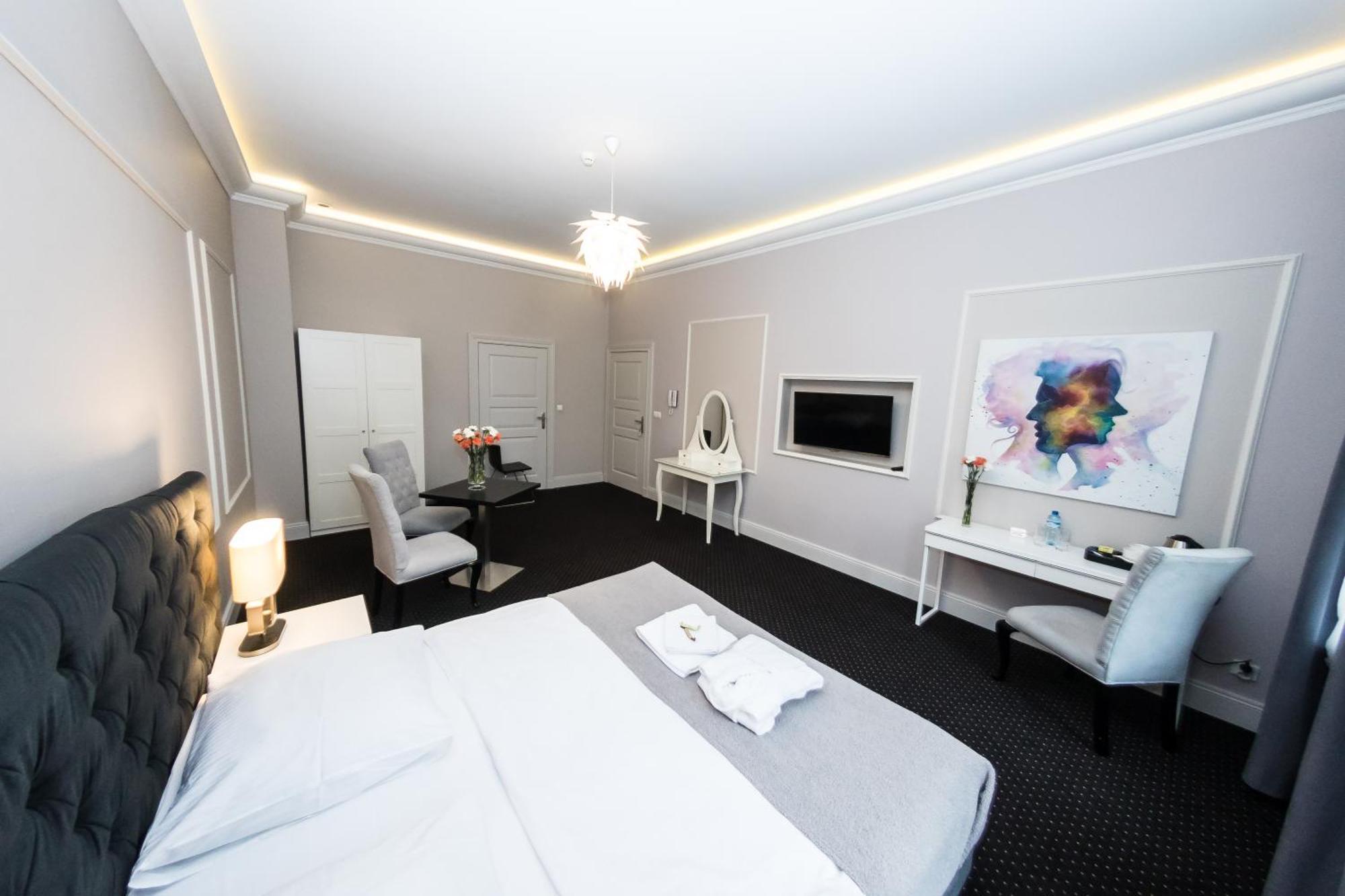 Aparthotel Platinum Apartamenty Inowrocław Buitenkant foto
