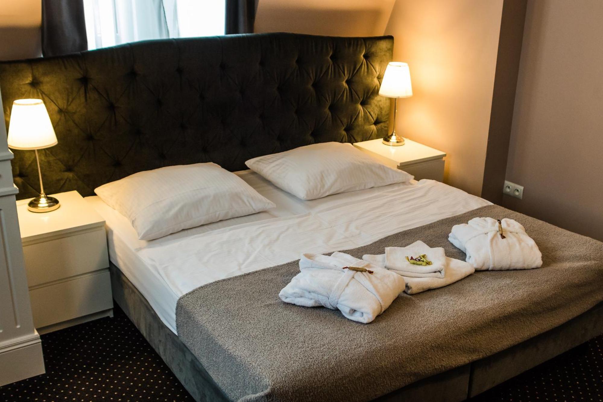 Aparthotel Platinum Apartamenty Inowrocław Buitenkant foto