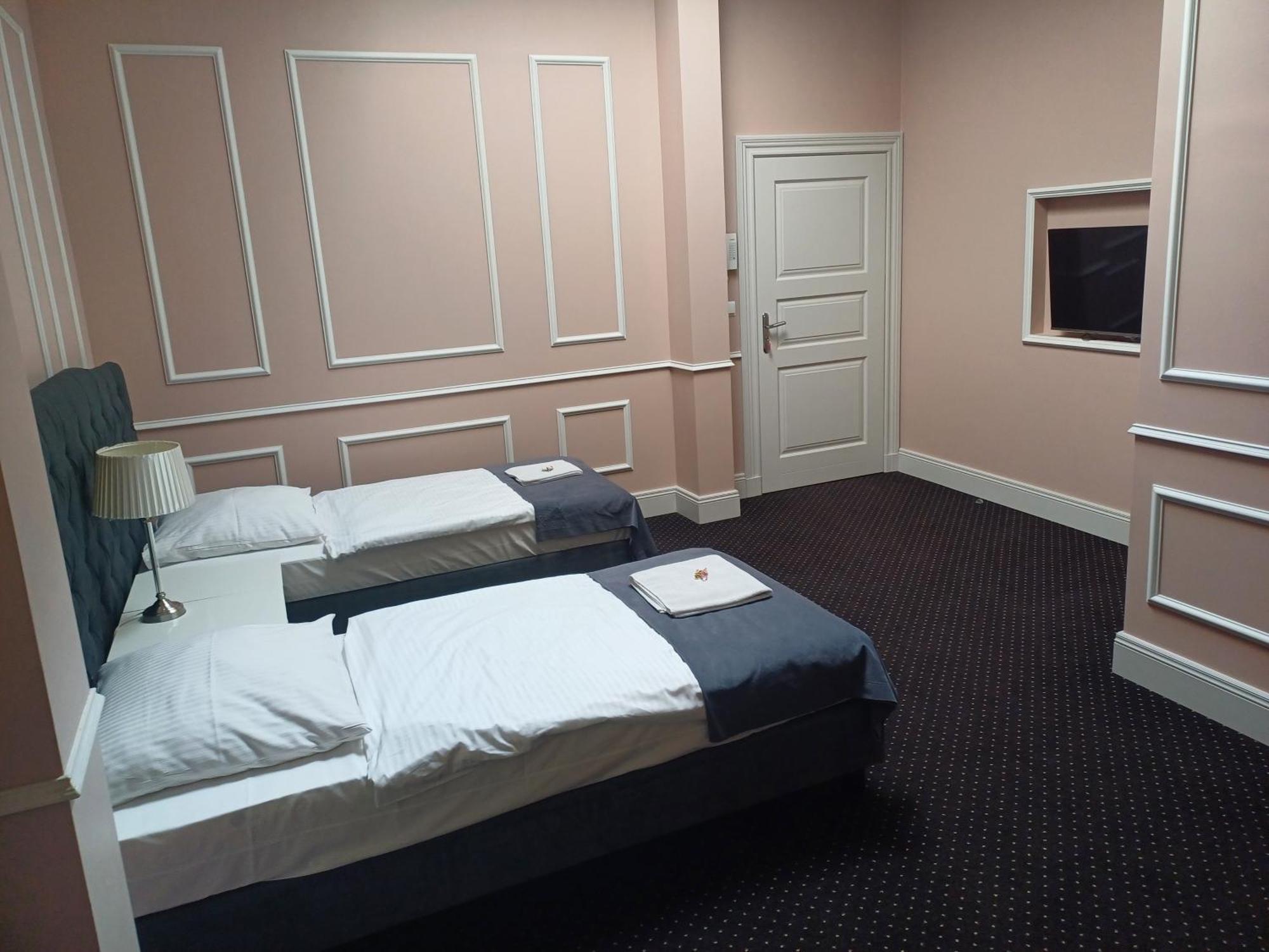 Aparthotel Platinum Apartamenty Inowrocław Buitenkant foto